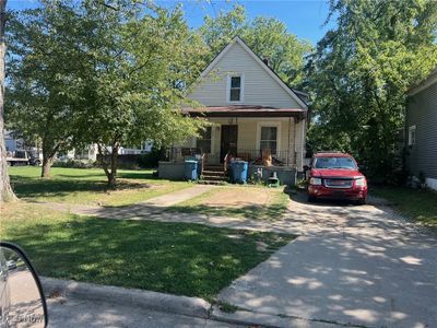 3521 Omaha Avenue, House other with 2 bedrooms, 1 bathrooms and null parking in Lorain OH | Image 1