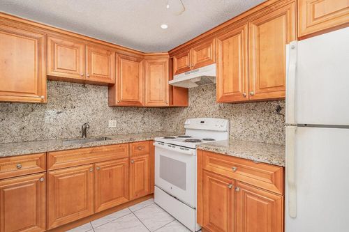 202-1330 Nw 43rd Avenue, Lauderhill, FL, 33313 | Card Image