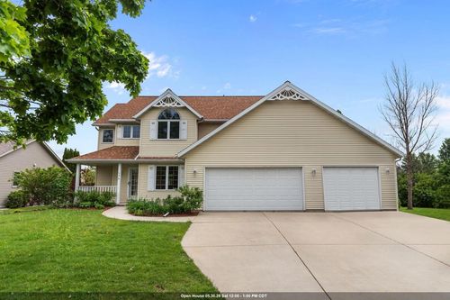 49 Aurora Ln, FOND DU LAC, WI, 54935-2855 | Card Image