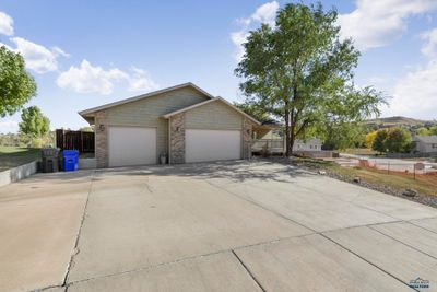 5200 Chateaux Ridge, House other with 4 bedrooms, 3 bathrooms and null parking in Rapid City SD | Image 3