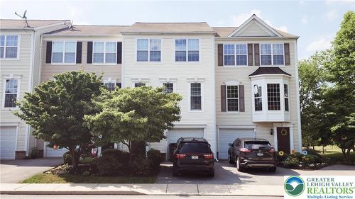 8507 Putnam Ct, BREINIGSVILLE, PA, 18031-1579 | Card Image