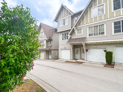 52 - 15175 62a Ave, Townhouse with 3 bedrooms, 2 bathrooms and 2 parking in Surrey BC | Image 3