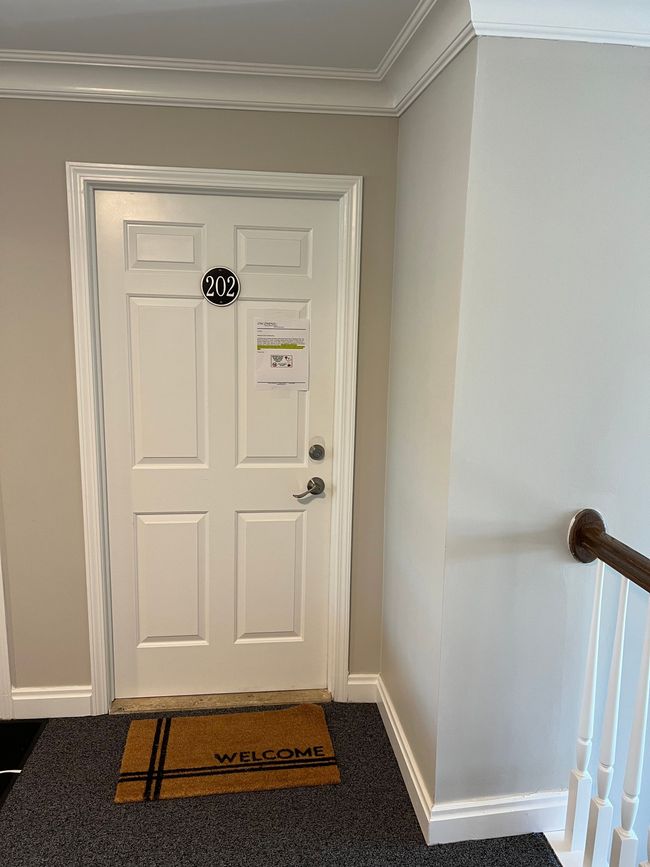 APT-202 - 6157 Orchard Lake Rd, Condo with 3 bedrooms, 2 bathrooms and null parking in West Bloomfield MI | Image 5