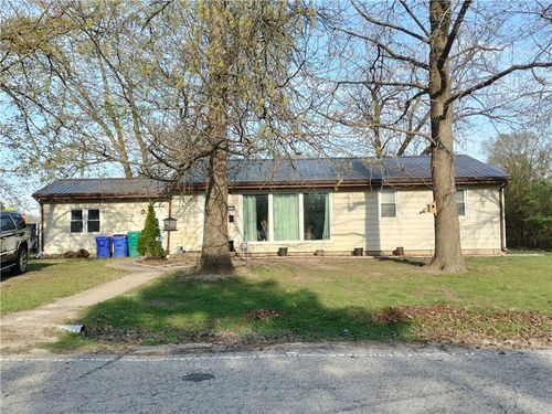 120 E Court Dr, Decatur, IL, 62526-1927 | Card Image