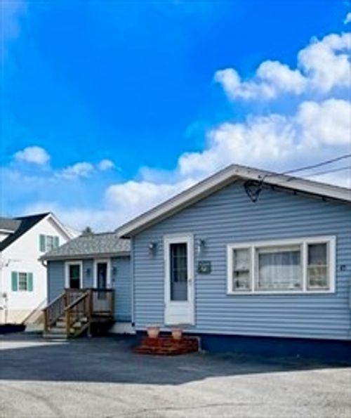 1-45 Pike St, Salisbury, MA, 01952-1218 | Card Image