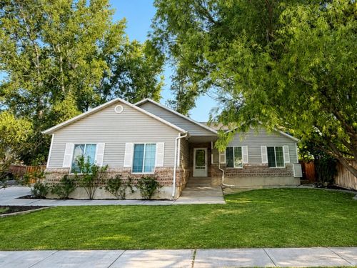 1320 Raptor Rd, Eagle Mountain, UT, 84005-4218 | Card Image
