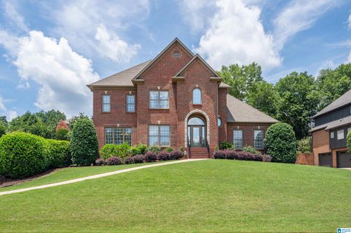 5162 Lake Crest Cir, HOOVER, AL, 35226-5027 | Card Image