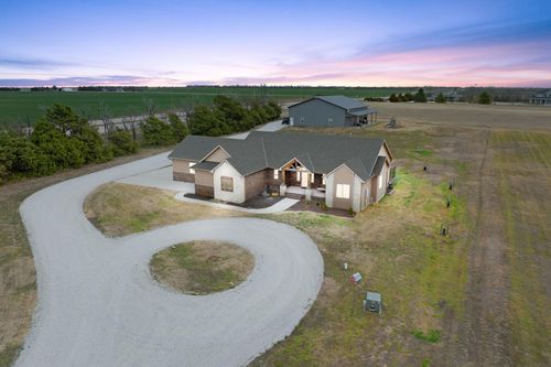 1610 S Bonanza Cir, Garden Plain, KS, 67050-1600 | Card Image
