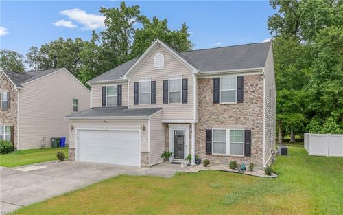 612 Leonard Ln, Newport News, VA, 23601-1712 | Card Image