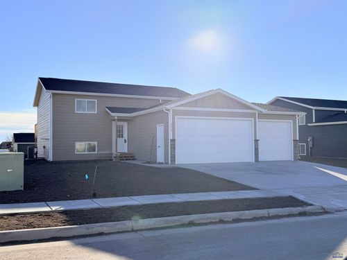 5519 Traverse Dr, Rapid City, SD, 57703 | Card Image