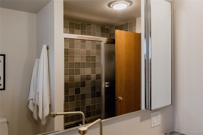 6530 W 26 Th Ave, House other with 3 bedrooms, 2 bathrooms and 2 parking in Edgewater CO | Image 24