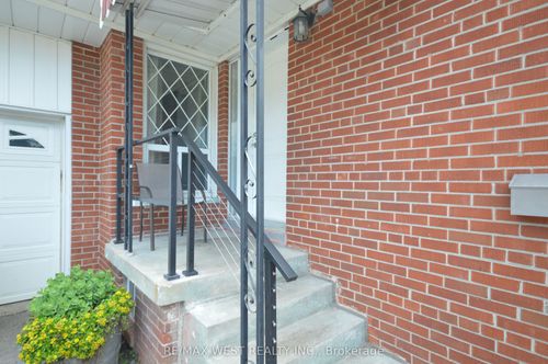 main-23 Bairstow Cres, Etobicoke, ON, M9W4R3 | Card Image