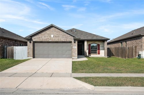1032 Pasadena St, Portland, TX, 78374-2904 | Card Image