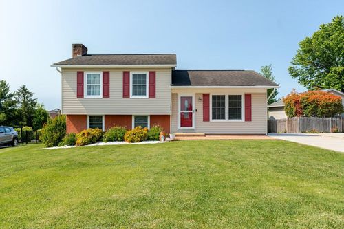 162 Morningside Dr, Broadway, VA, 22815-9712 | Card Image