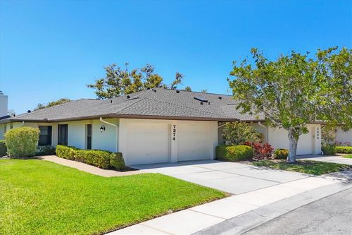 15d-7374 Royal Birkdale Dr, SARASOTA, FL, 34238-2820 | Card Image