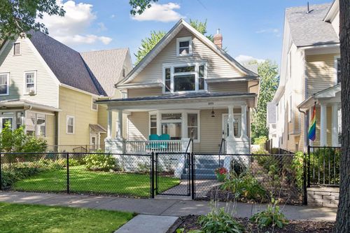 899 Ashland Ave, Saint Paul, MN, 55104-7012 | Card Image