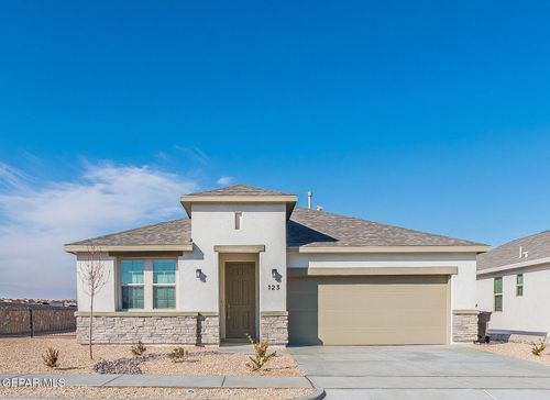 123 Esther Trl, Sunland Park, NM, 88008-9347 | Card Image