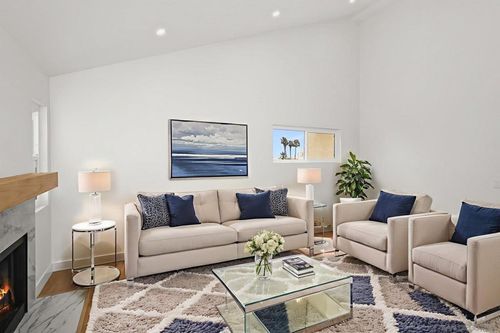 unit-4-152 Evergreen Ave, Imperial Beach, CA, 91932-2465 | Card Image