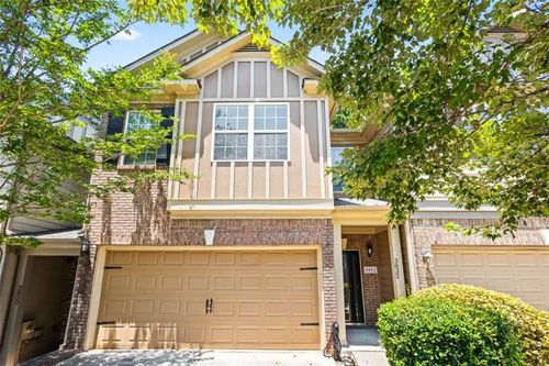 3832 Augustine Pl, Rex, GA, 30273-5822 | Card Image