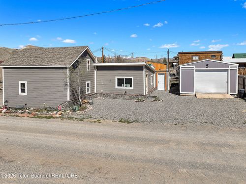 110 N 1st Street, Dubois, WY, 82513 | Card Image