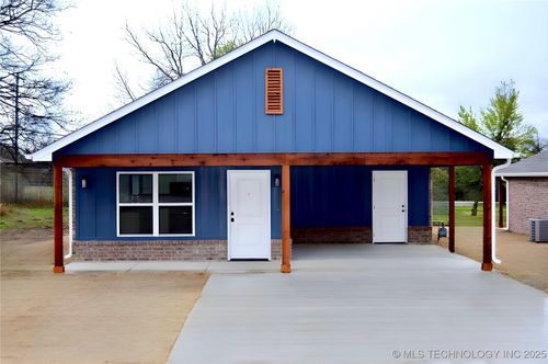 912 W 5th St, Beggs, OK, 74421-3608 | Card Image