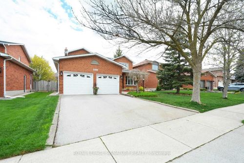 1380 Windrush Dr, Oakville, ON, L6M1W8 | Card Image