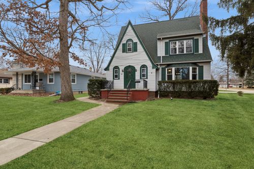 802 Kirkwood Ave, Winthrop Harbor, IL, 60096-1559 | Card Image