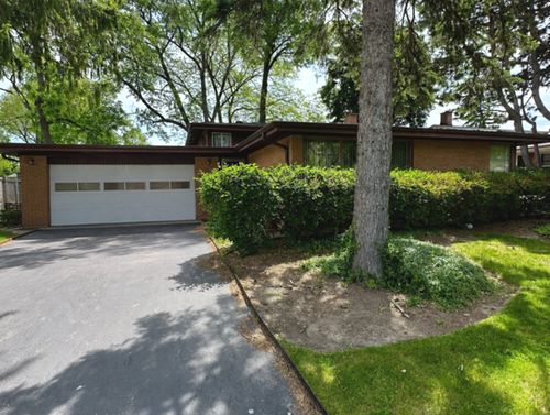 1211 Blackthorn Lane, Deerfield, IL, 60015 | Card Image