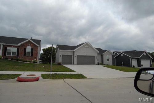 297 Osprey Ct, Lake St Louis, MO, 63367-2372 | Card Image
