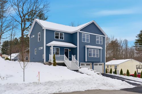 9 Michelle Dr, Nashua, NH, 03062-1848 | Card Image