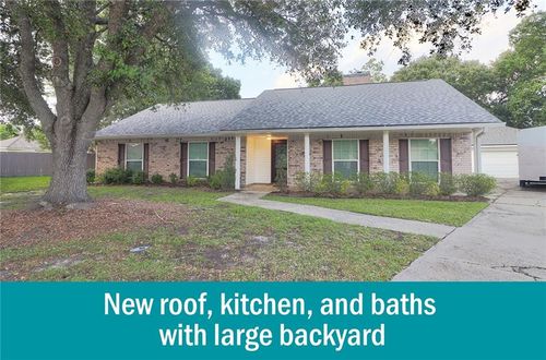 416 Arrowwood Dr, Slidell, LA, 70458-1701 | Card Image