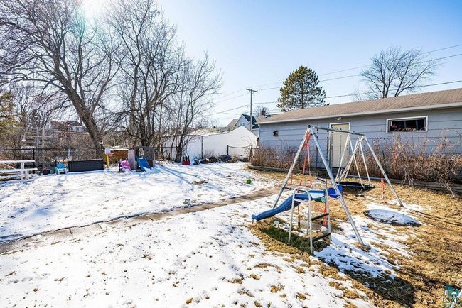 711 E 8 Th St, House other with 3 bedrooms, 2 bathrooms and null parking in DULUTH MN | Image 34
