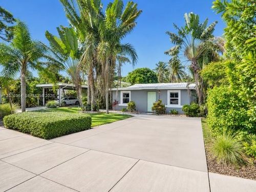 1022 Ne 34th Ct, Oakland Park, FL, 33334-2826 | Card Image