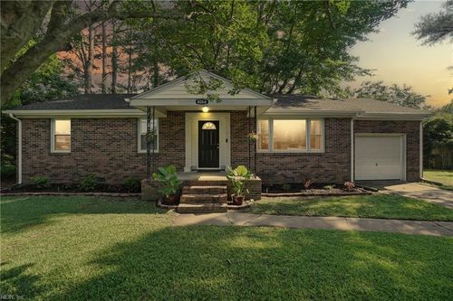4064 River Shore Rd, Portsmouth, VA, 23703-2057 | Card Image