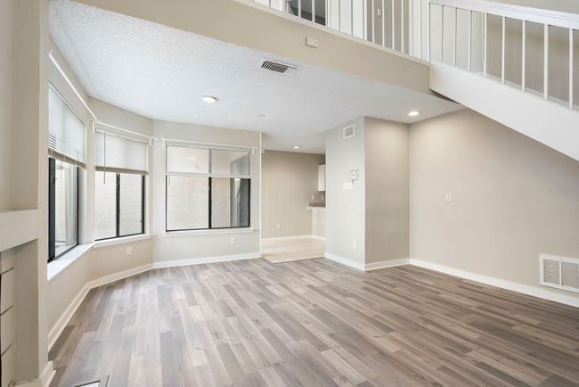 APT-137 - 521 Ranch Trl, Condo with 2 bedrooms, 2 bathrooms and null parking in Irving TX | Image 6