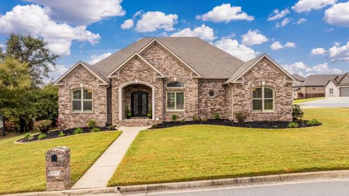 9833 Oak Heights Dr, Sherwood, AR, 72120-1883 | Card Image