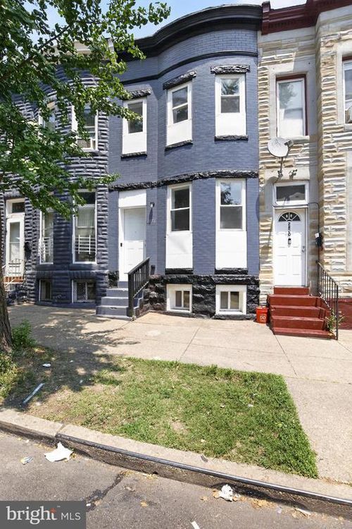 2877 Woodbrook Ave, BALTIMORE, MD, 21217-1942 | Card Image