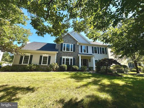 3879 Charter Club Dr, DOYLESTOWN, PA, 18902-6901 | Card Image