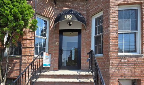 apt-4-130 45th St, Union City, NJ, 07087-6329 | Card Image