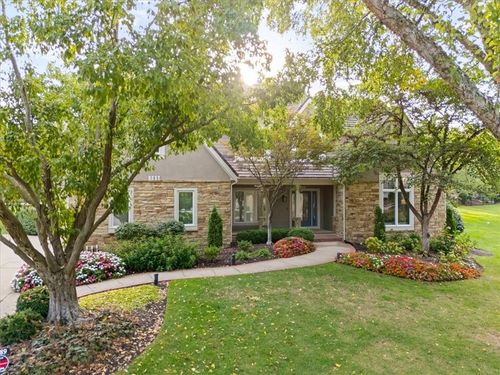 4989 W 131st Pl, Leawood, KS, 66209-3454 | Card Image