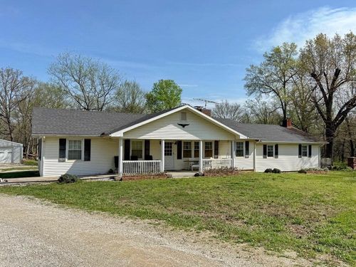 8289 E 570 Rd, El Dorado Springs, MO, 64744-6248 | Card Image