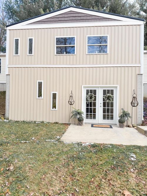 14277 National Rd, Thornville, OH, 43076-9378 | Card Image