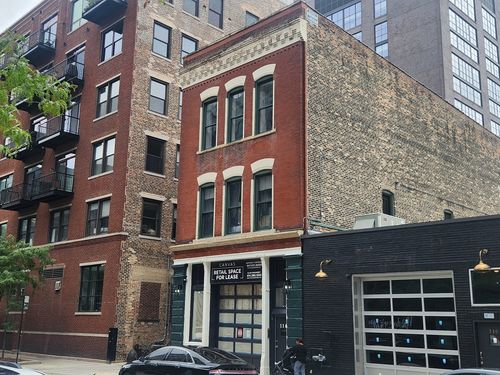 3-114 N Aberdeen St, Chicago, IL, 60607-0001 | Card Image