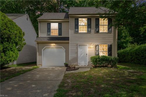 321 Windy Ridge Ln, Newport News, VA, 23602-6852 | Card Image