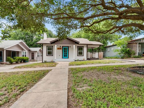 419 W Huisache Ave, San Antonio, TX, 78212-3207 | Card Image