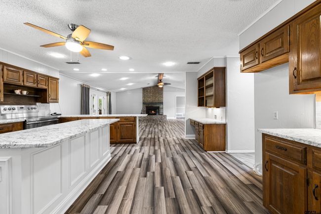 1821 Azalea St, House other with 4 bedrooms, 3 bathrooms and null parking in Gilmer TX | Image 6
