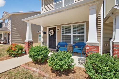 240 Alexander Blvd, Clarksville, TN, 37040-5126 | Card Image