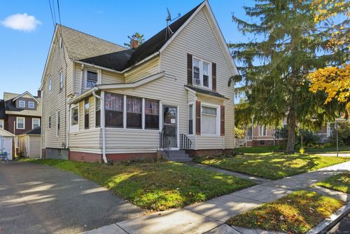 410 High St, Middletown, CT, 06457-2633 | Card Image