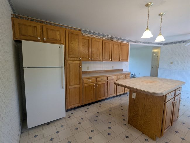 1 - 17 Tucker Ln, Condo with 3 bedrooms, 2 bathrooms and 3 parking in Belchertown MA | Image 8
