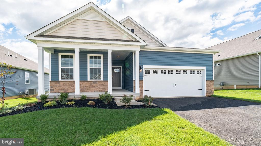 Century Blvd, Breinigsville, PA 18031